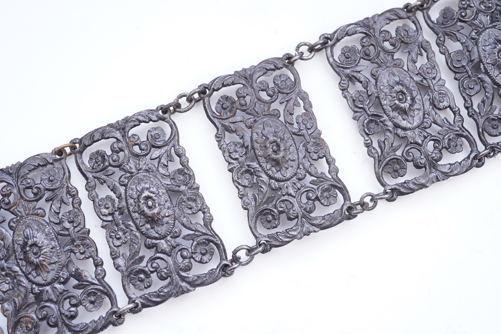 A rare 'Berlin iron' bracelet, early 19th century